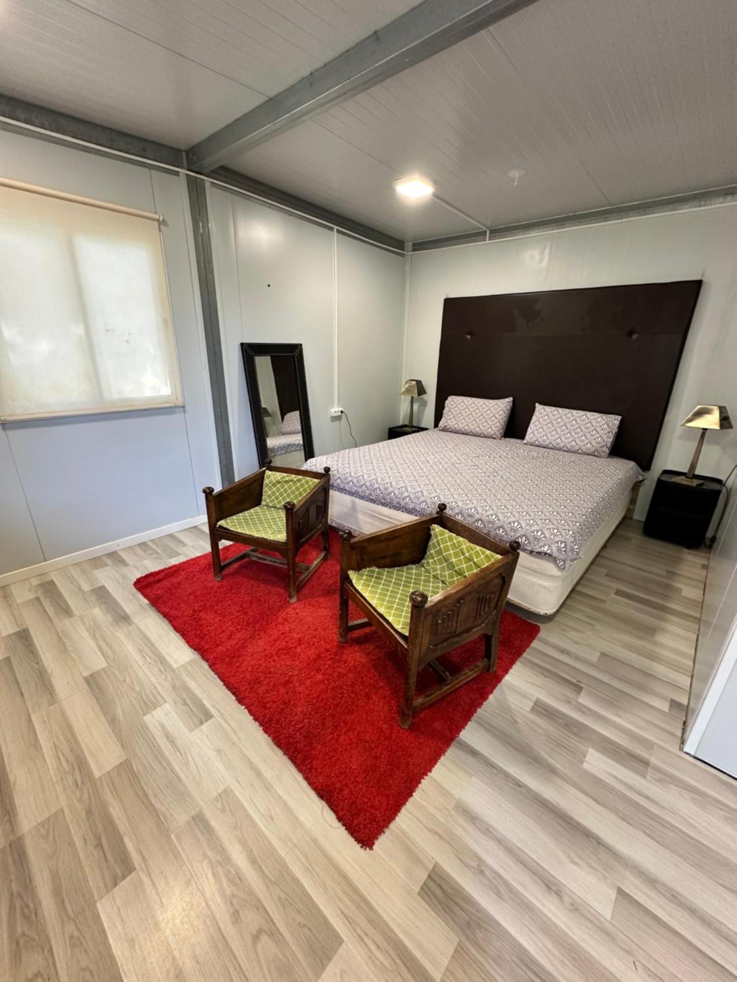 Bungalow Infanta Torrelaguna Екстериор снимка